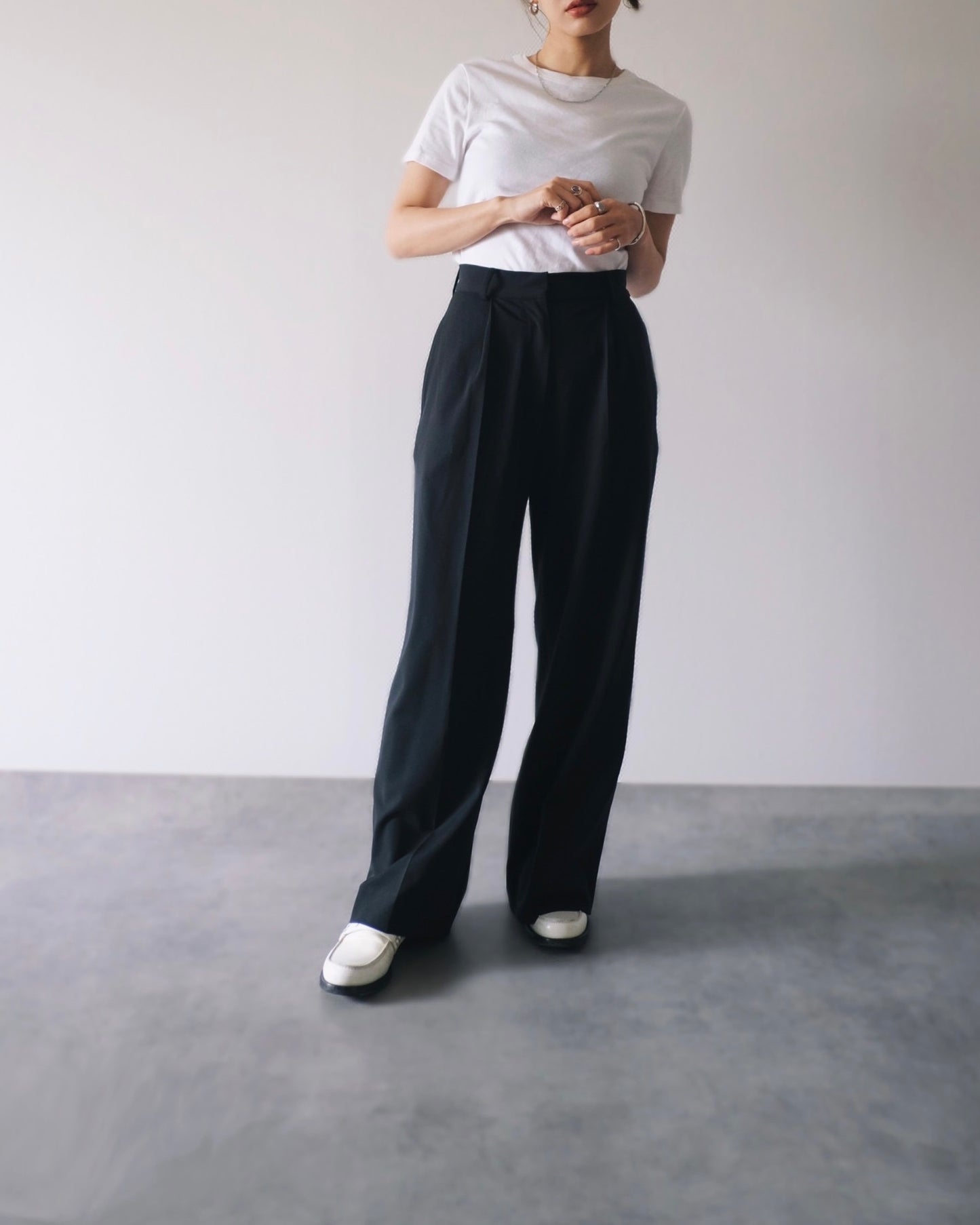 DRY GABA SLACKS