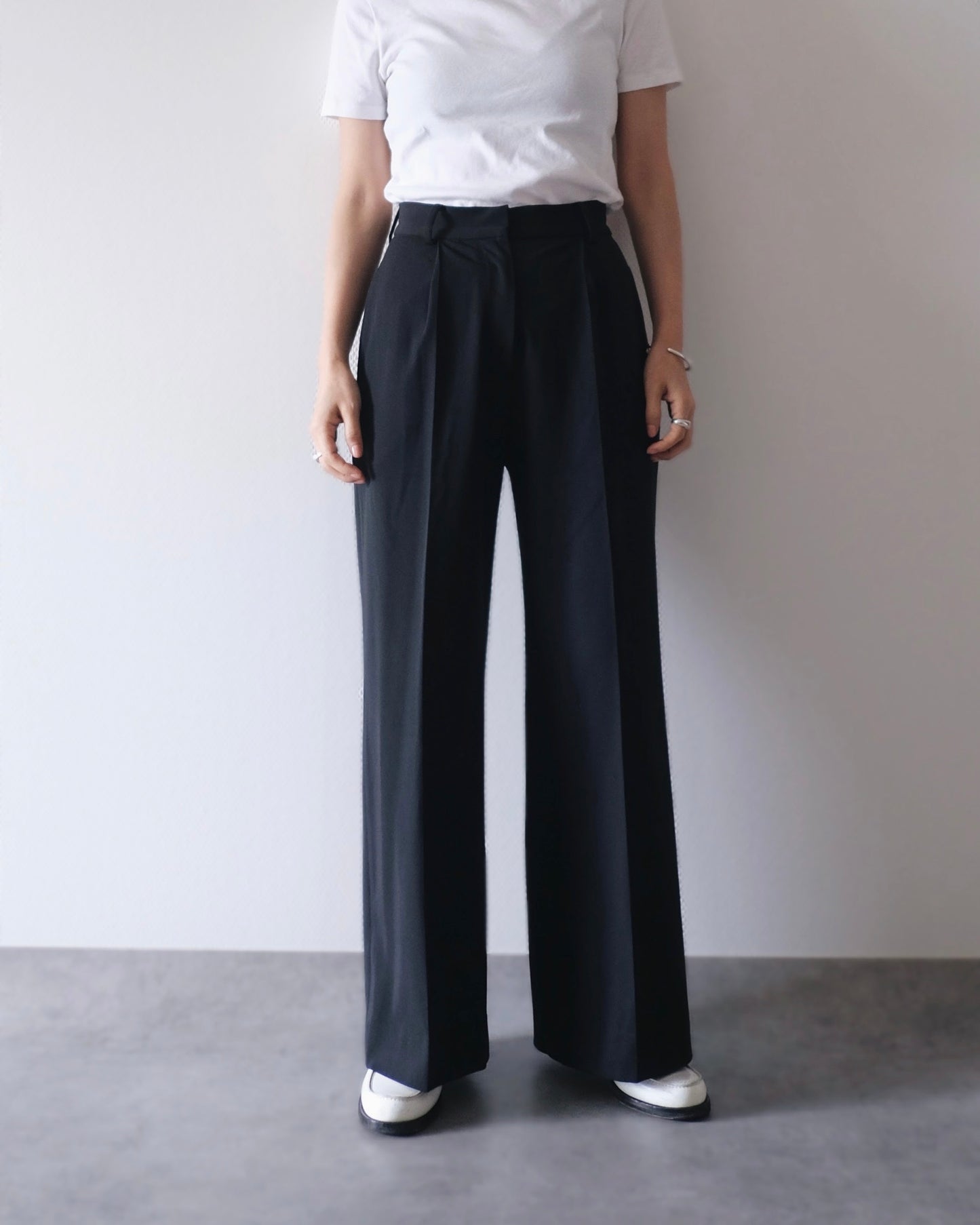 DRY GABA SLACKS